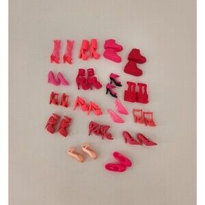 Lot of 17 pair of Barbie shoes and boots Sandals Pink